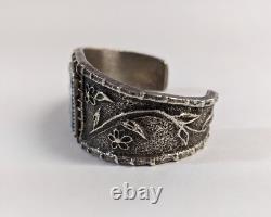 Artisan Sterling Silver Enamel Cuff Bracelet Cloisonne Daisy Flowers Signed