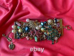 Betsey Johnson Glitter Reef Crystal Embellished Scallop Shell Starfish Bracelet