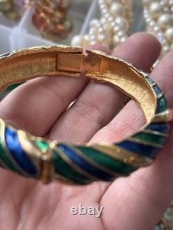 Boucher bracelet Enamel Blue Green gold Stretch Vintage Signet