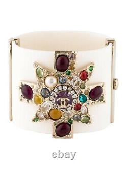 CHANEL Maltese Cross Gripoix 2011 Spring Cuff Bangle Turquoise Verdura Vintage