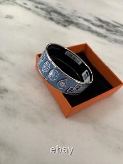 New Hermès Bangle Enamel Bracelet/Blue/belt Print Gold Sided