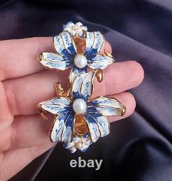 Rare Find Vintage Kenneth Jay Lane KJL Signed Enamel White Blue Lily Bangle Brac