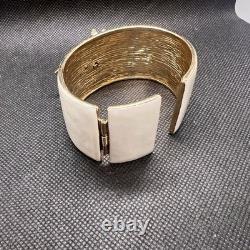Rare Vtg Kenneth Jay Lane White Enamel Hinged Blue Turquoise Bee Cuff Bracelet