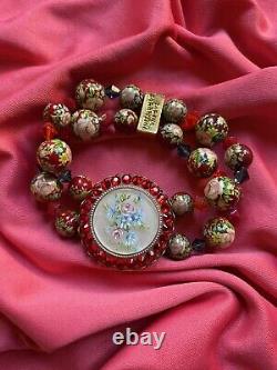 Tarina Tarantino Vintage Red Pink Rosebud Blue Wild Flower Floral Cameo Bracelet