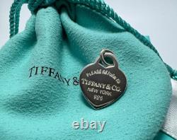 Tiffany &Co RTT Blue Enamel Small Heart Charm pendant or for bracelet Sterl 925