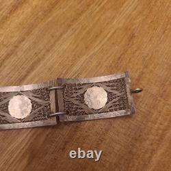 VINTAGE SILVER FILIGREE BRACELET WITH ENAMEL BLUE FLOWERS Tests as Silver