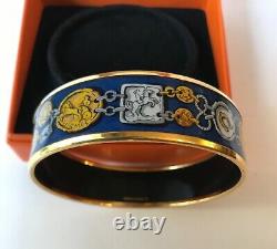 Very interesting Hermes Blue Enamel/Gold Horse shoe & chain bangle 7 size