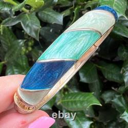 Vintage Cream Aqua Navy Blue Pearlized Enamel Hinged Bangle Bracelet Gold Tone
