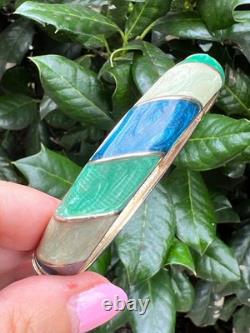 Vintage Cream Aqua Navy Blue Pearlized Enamel Hinged Bangle Bracelet Gold Tone