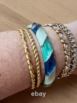 Vintage Cream Aqua Navy Blue Pearlized Enamel Hinged Bangle Bracelet Gold Tone
