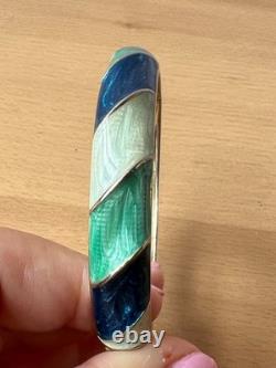 Vintage Cream Aqua Navy Blue Pearlized Enamel Hinged Bangle Bracelet Gold Tone