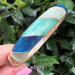Vintage Cream Aqua Navy Blue Pearlized Enamel Hinged Bangle Bracelet Gold Tone