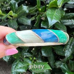 Vintage Cream Aqua Navy Blue Pearlized Enamel Hinged Bangle Bracelet Gold Tone